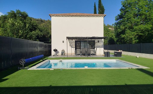 Villa in Barjols, Provence-Alpes-Côte d'Azur, France 1