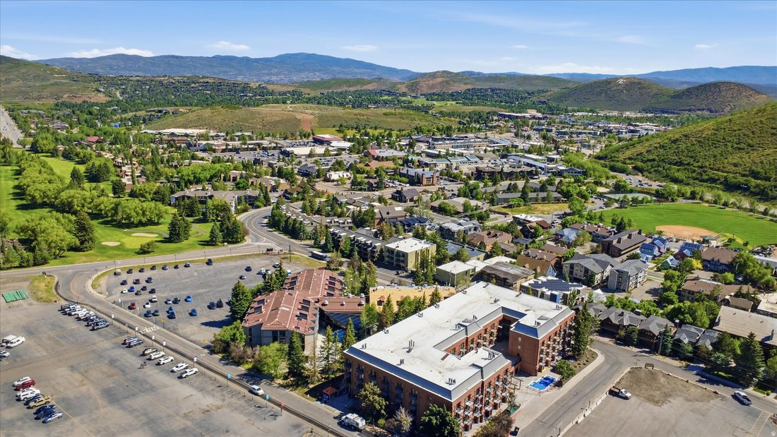 Condo in Park City, Utah, United States 3 - 18225548