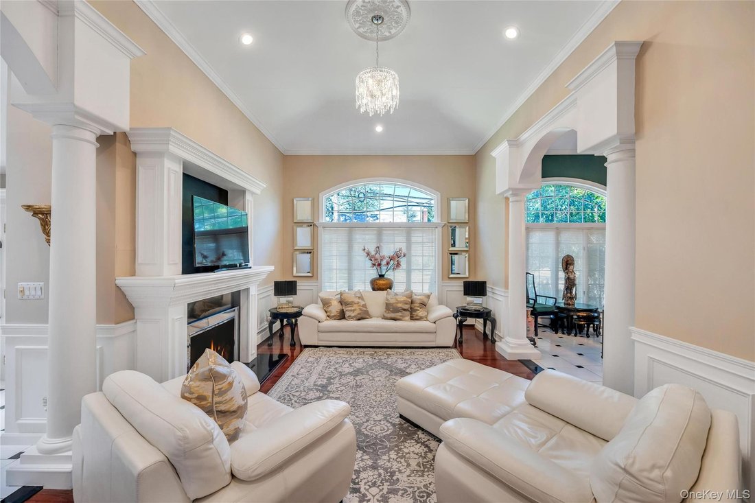 House in Malverne, New York, United States 5 - 18225351