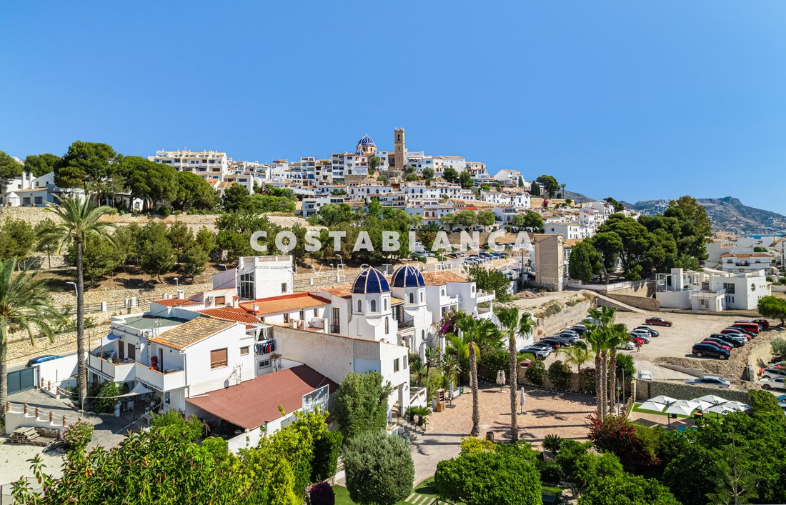 Villa in Altea, Valencian Community, Spain 1 - 17946897