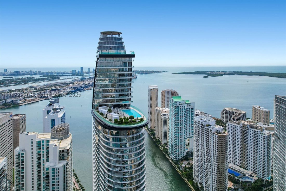Condo in Miami, Florida, United States 3 - 16639344