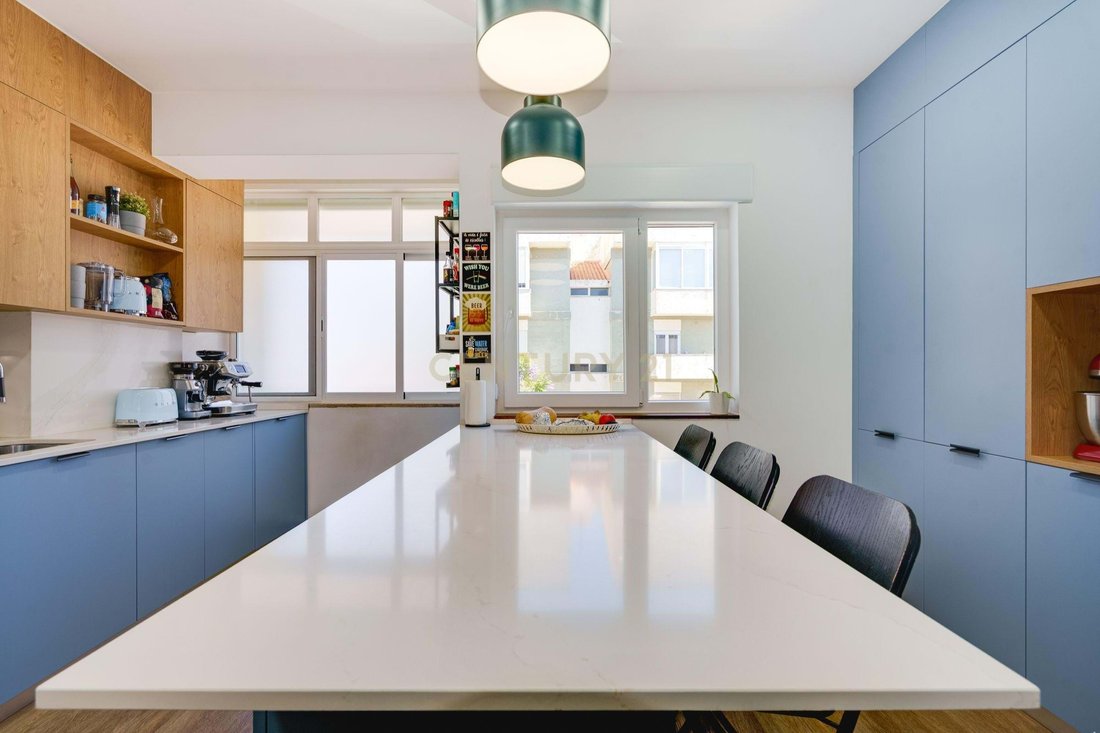 Apartment in Estoril, Cascais e Estoril, Lisbon 3 - 18230509