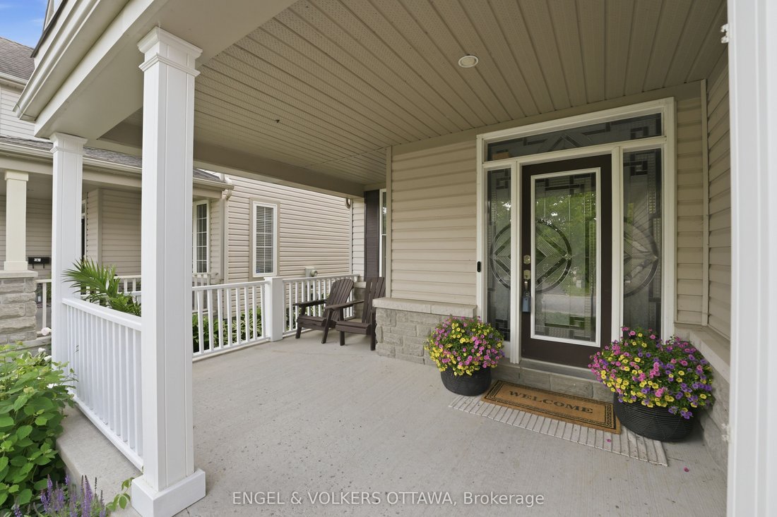 House in Ottawa, Ontario, Canada 3 - 18230607