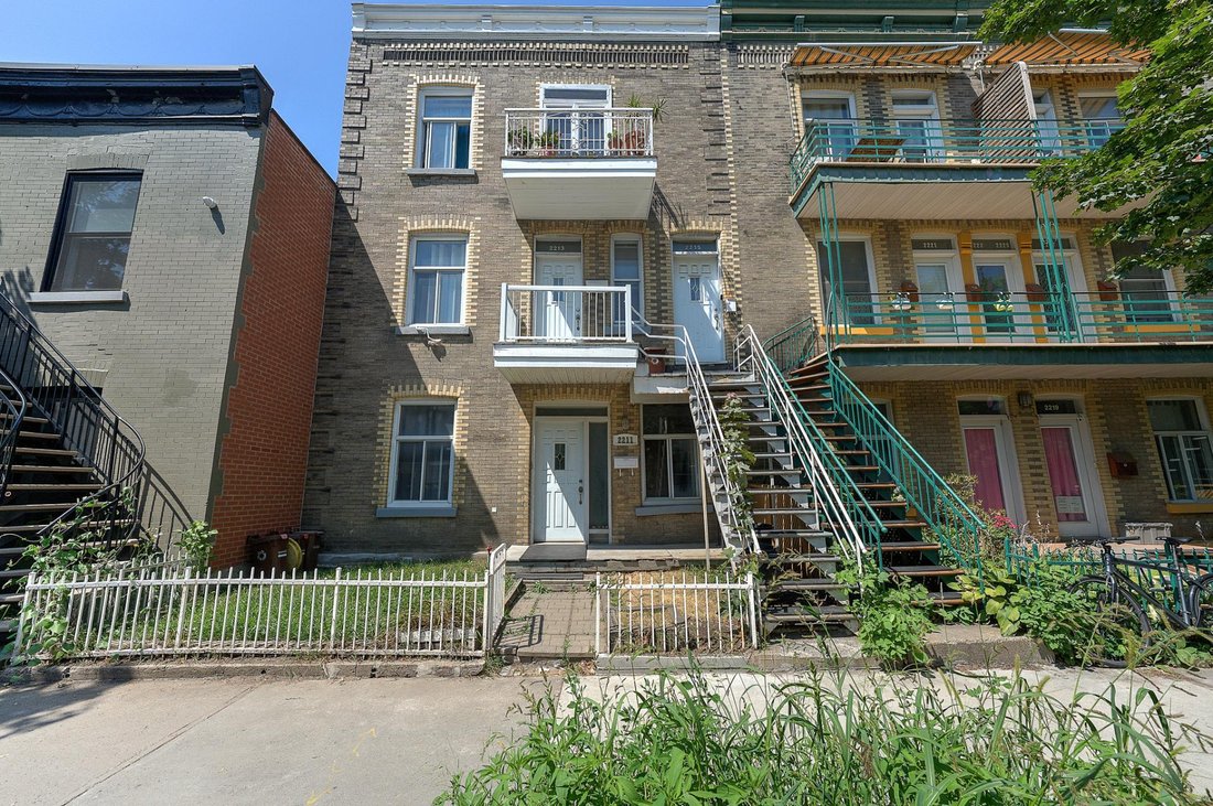 House in Montréal, Quebec, Canada 1 - 16058213