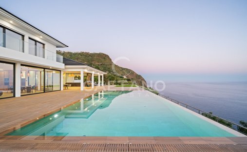 Villa in Arco da Calheta, Madeira, Portugal 1