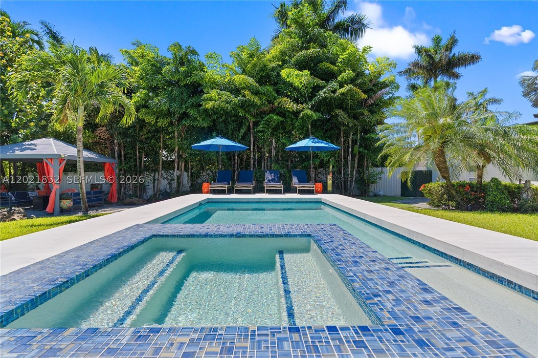 Casa a Miami, Florida, Stati Uniti 1 - 17960770