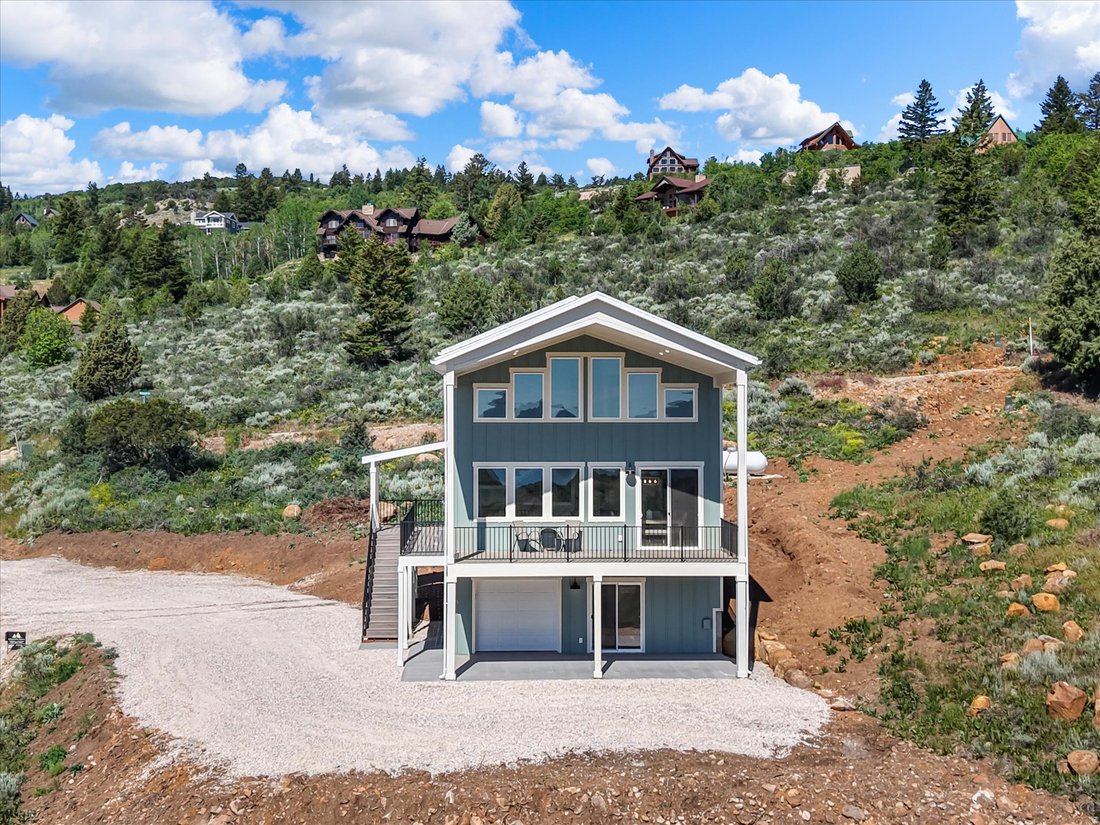 House in Garden, Utah, United States 4 - 17601676