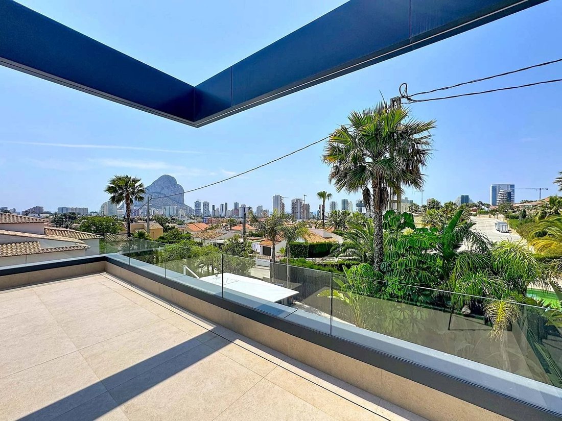 Villa in Calp / Calpe, Valencian Community, Spain 3 - 18232646