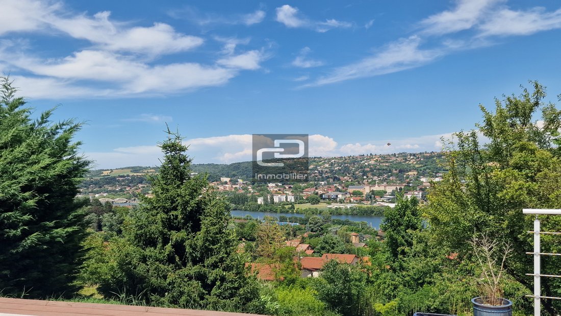 House in Albigny-sur-Saone, Auvergne-Rhône-Alpes, France 2 - 18226212