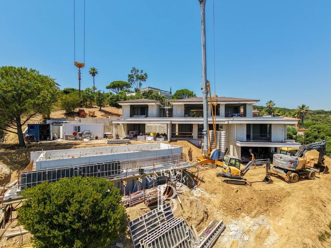 Villa in Les Bouteillers, Sainte-Maxime, France 2 - 15474704