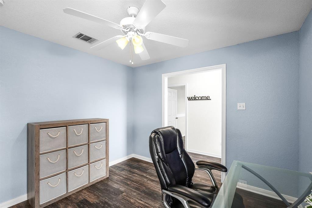 House in Lorena, Texas, United States 5 - 18232160
