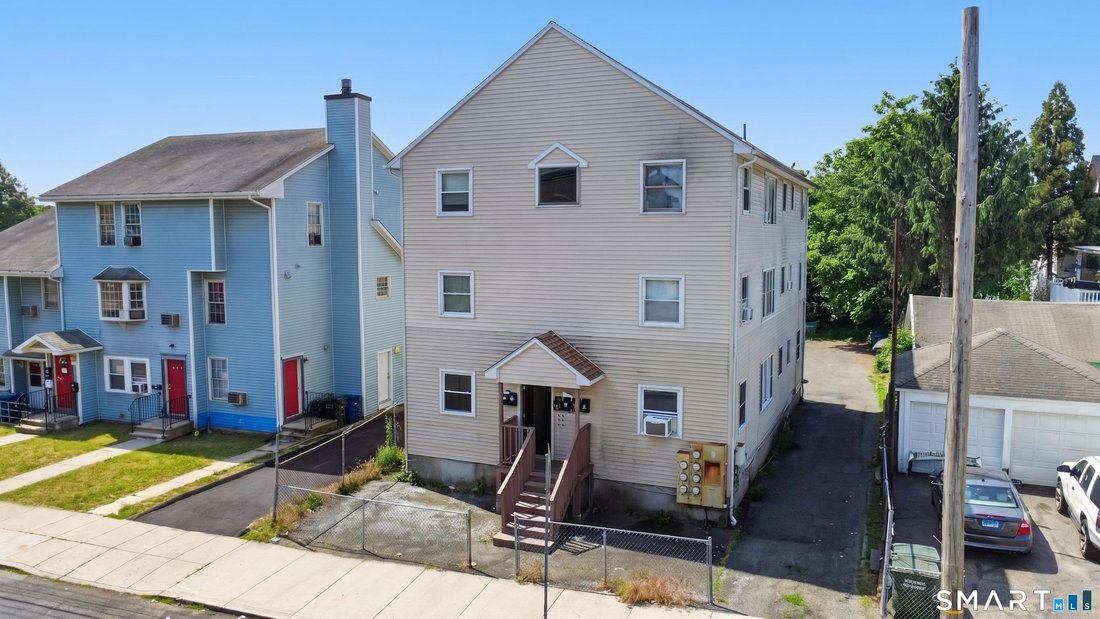 Bridgeport, Connecticut, United States 3 - 18229672