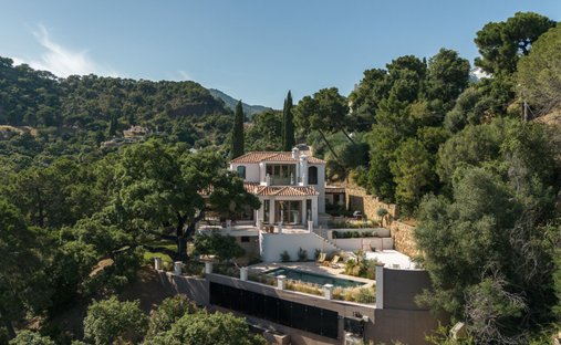 Villa in Benahavis, Andalusia, Spain 1