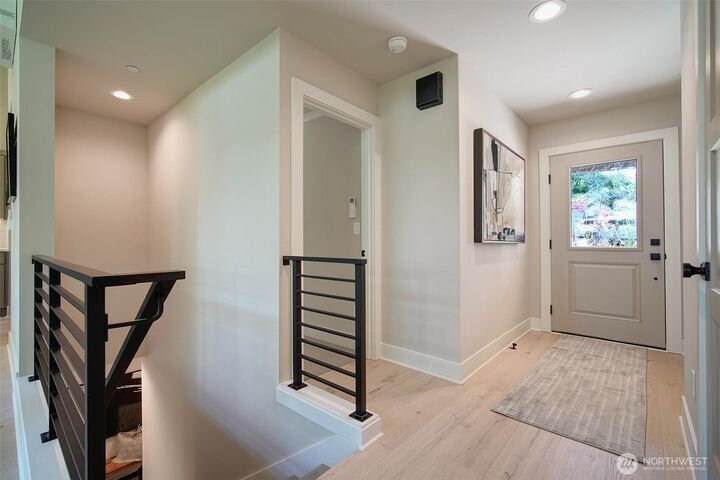 Casa a Kirkland, Washington, Stati Uniti 4 - 18229536