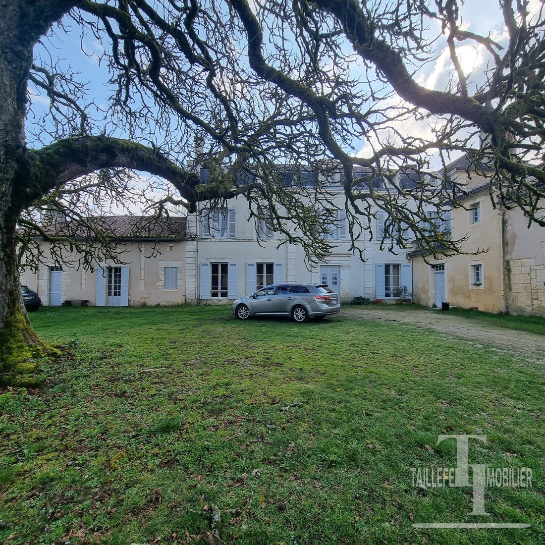 House in Sorges, Sorges et Ligueux en Périgord, France 4 - 18229141