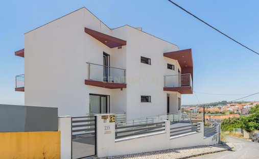 Villa in Pontinha e Famoes, Lisbon, Portugal 1