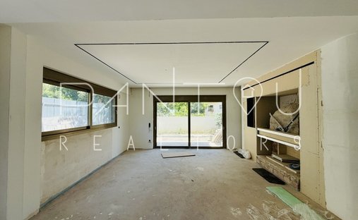 House in Kifisia, Attica, Greece 1