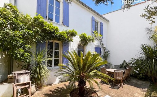 Casa en Sainte-Marie-de-Ré, Nueva Aquitania, Francia 1