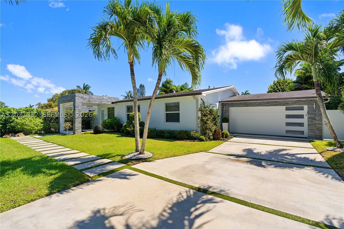 House in Miami, Florida, United States 3 - 17960770