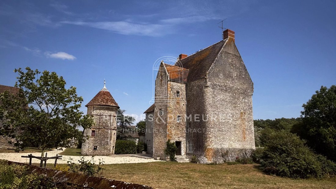 Corps de ferme à Centre Ville - Les Marins, Châteauroux, France 3 - 16678052
