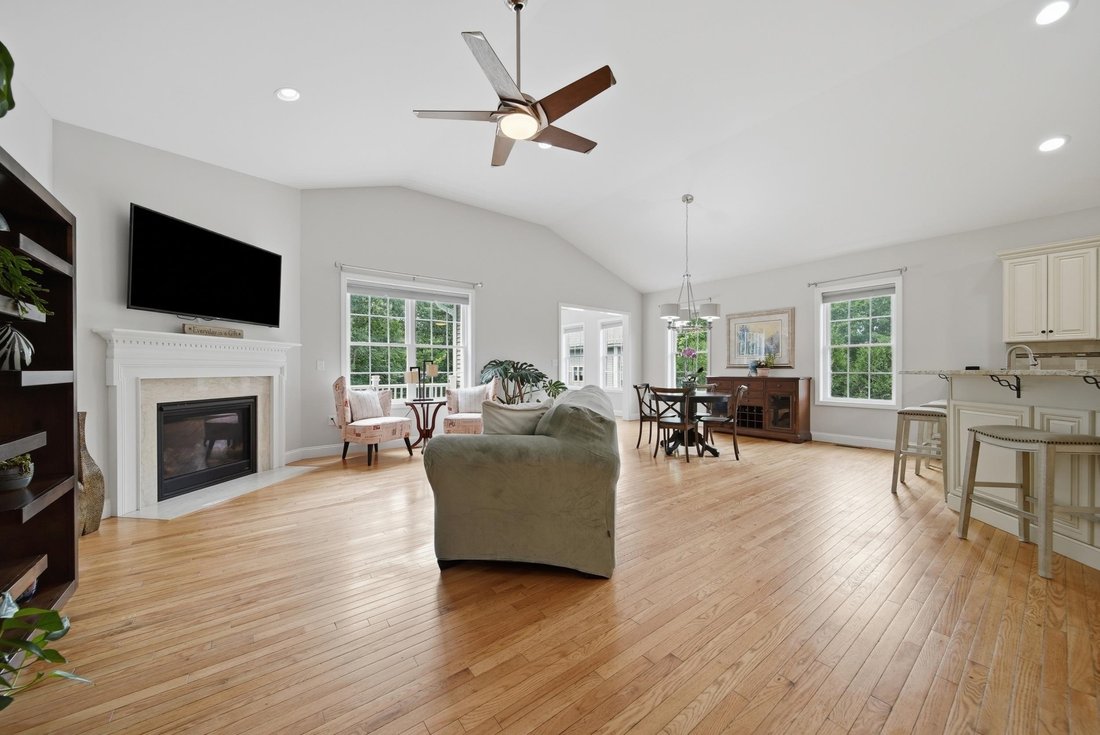 Condo in Londonderry, New Hampshire, United States 3 - 18075961