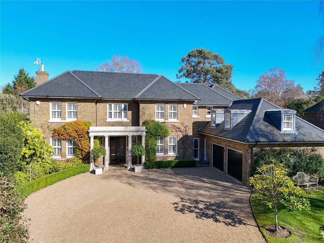 House in Fairmile, Elmbridge, England 1 - 18223696