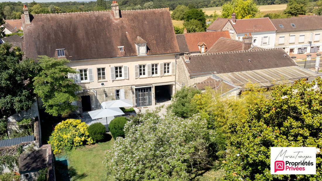 Villa in Fleurines, Hauts-de-France, France 1 - 18232804