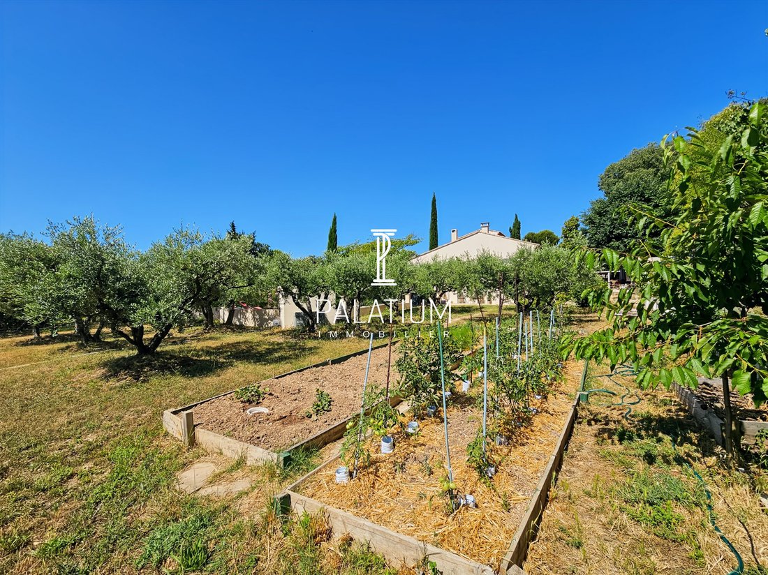 House in Lauris, Provence-Alpes-Côte d'Azur, France 3 - 18229209