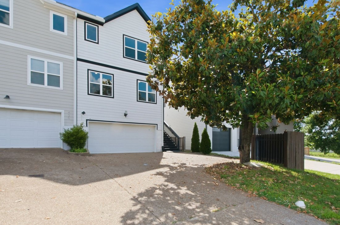 Co Op in Nashville, Tennessee, United States 1 - 18230134