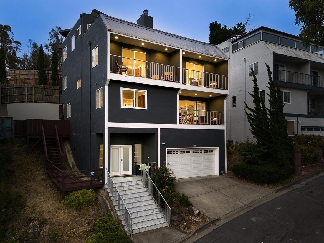 House in Brisbane, California, United States 1 - 18229833