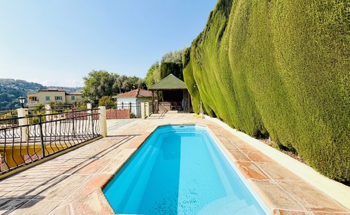 Villa in La Madeleine, Nice, France 1