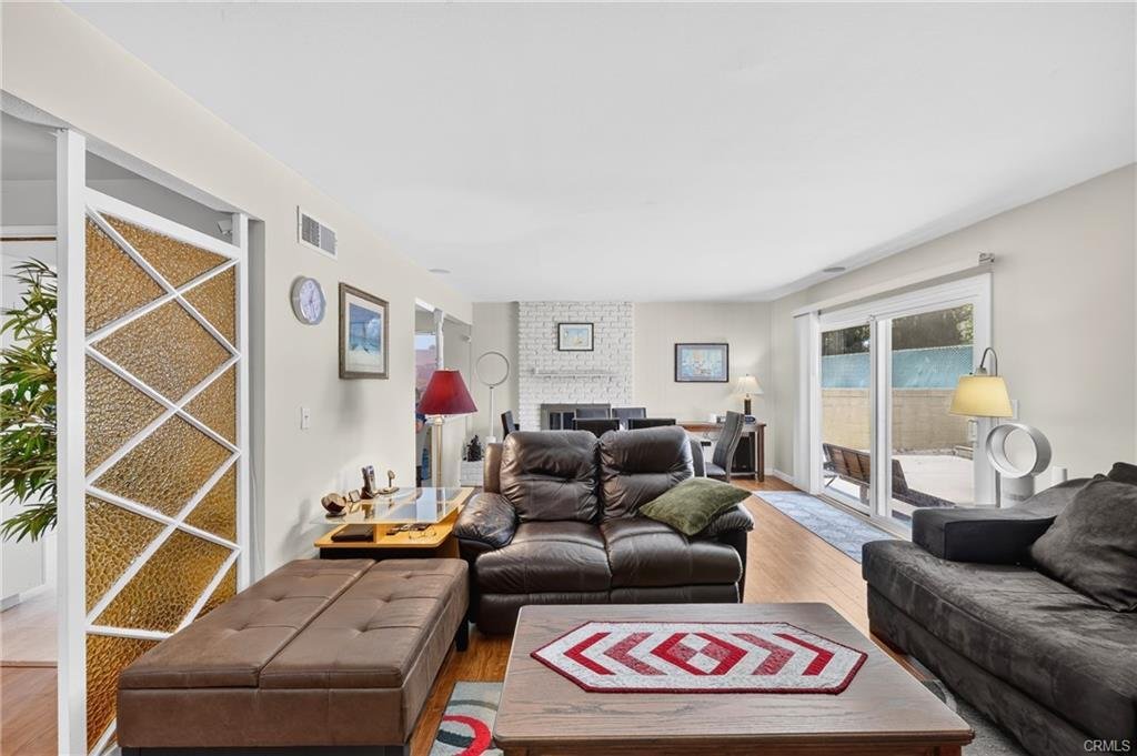 House in Carson, California, United States 4 - 18224212