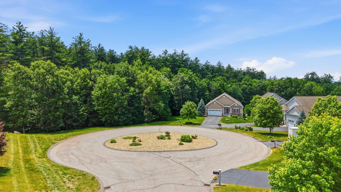 Condo in Londonderry, New Hampshire, United States 2 - 18075961