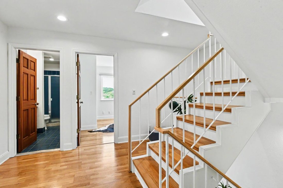 House in Brisbane, California, United States 4 - 18229833