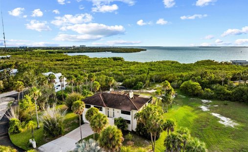 House in Palmetto, Florida, United States 1