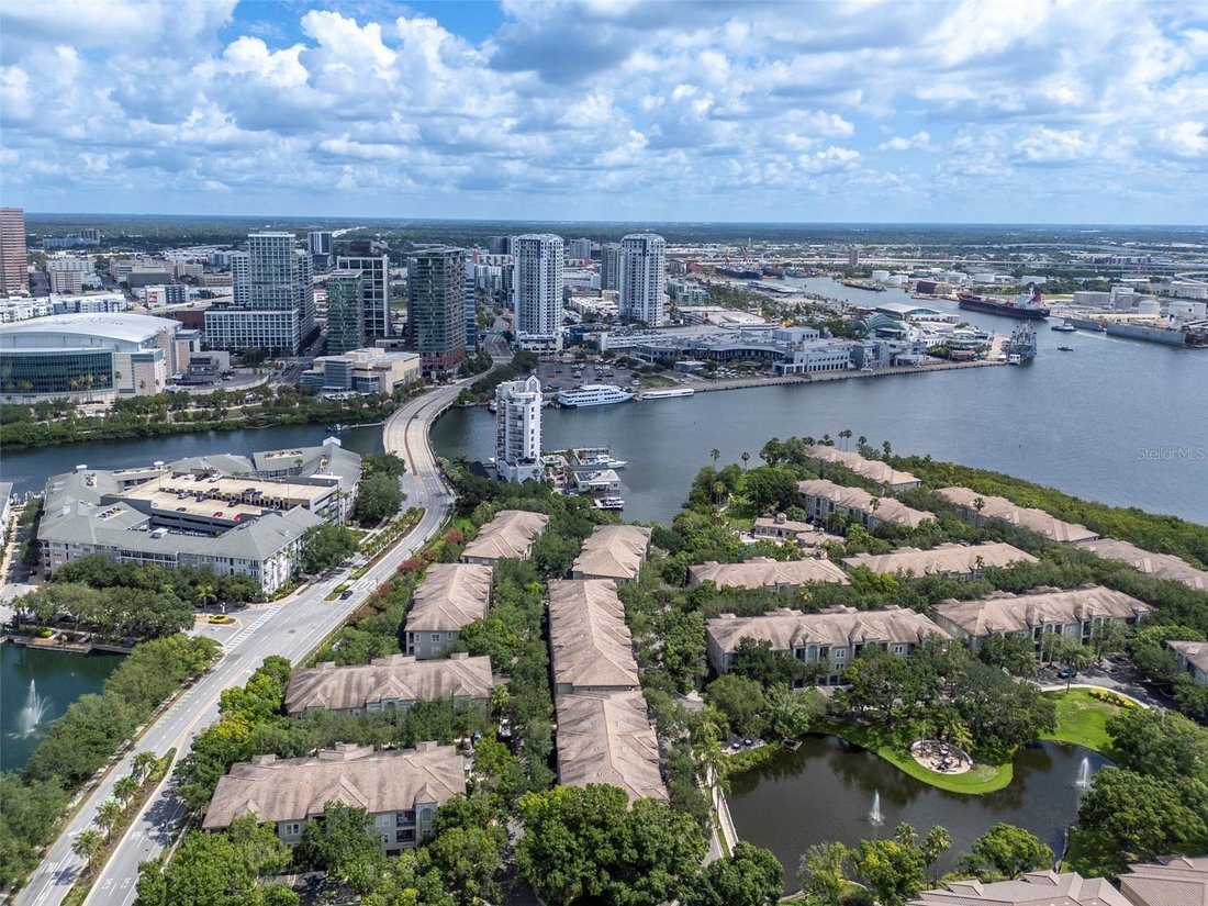 Condo in Tampa, Florida, United States 3 - 18226413