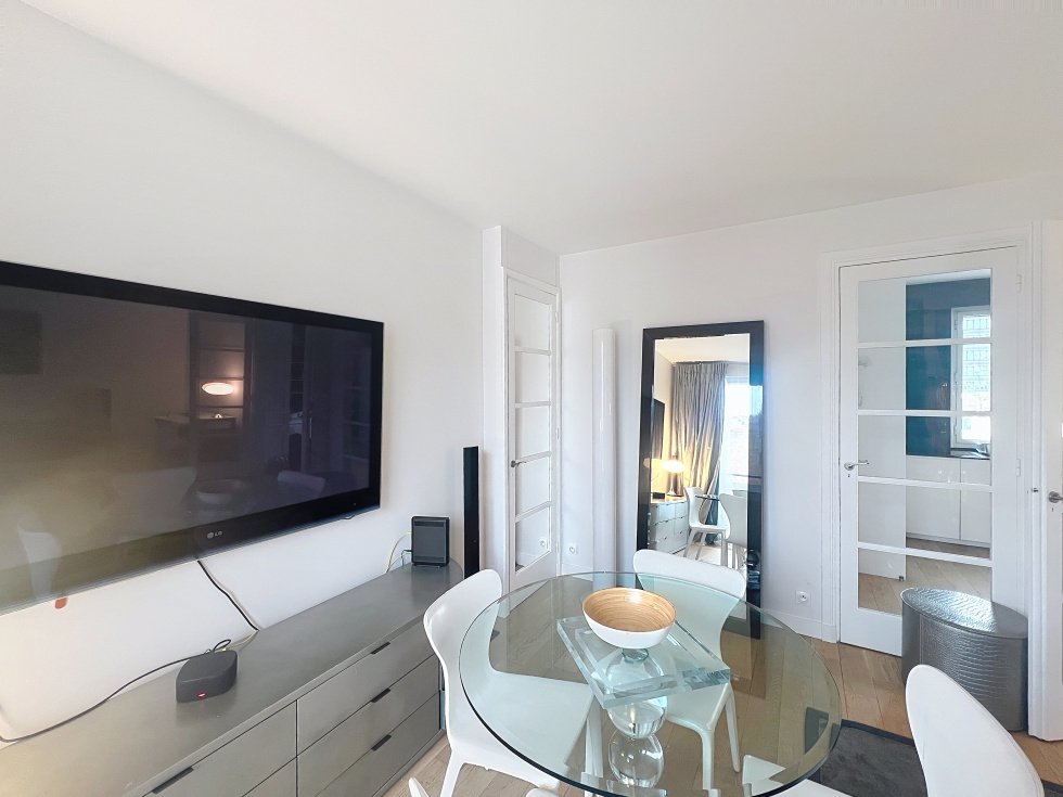 Apartment in La Plaine des Sablons, Neuilly-sur-Seine, France 2 - 18226236