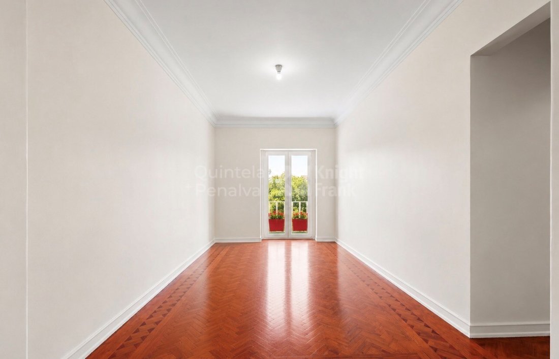 Apartment in Alvalade, Lisbon, Portugal 5 - 18230771