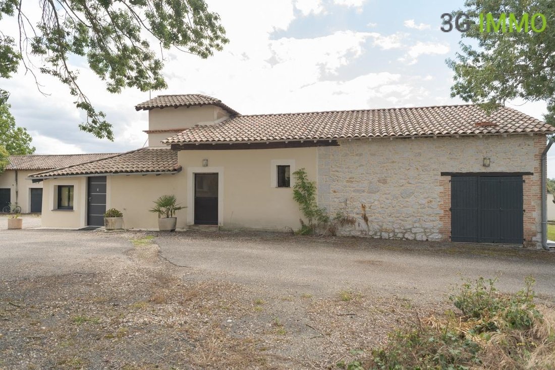 Estate in Sud, Caussade, France 4 - 18226285