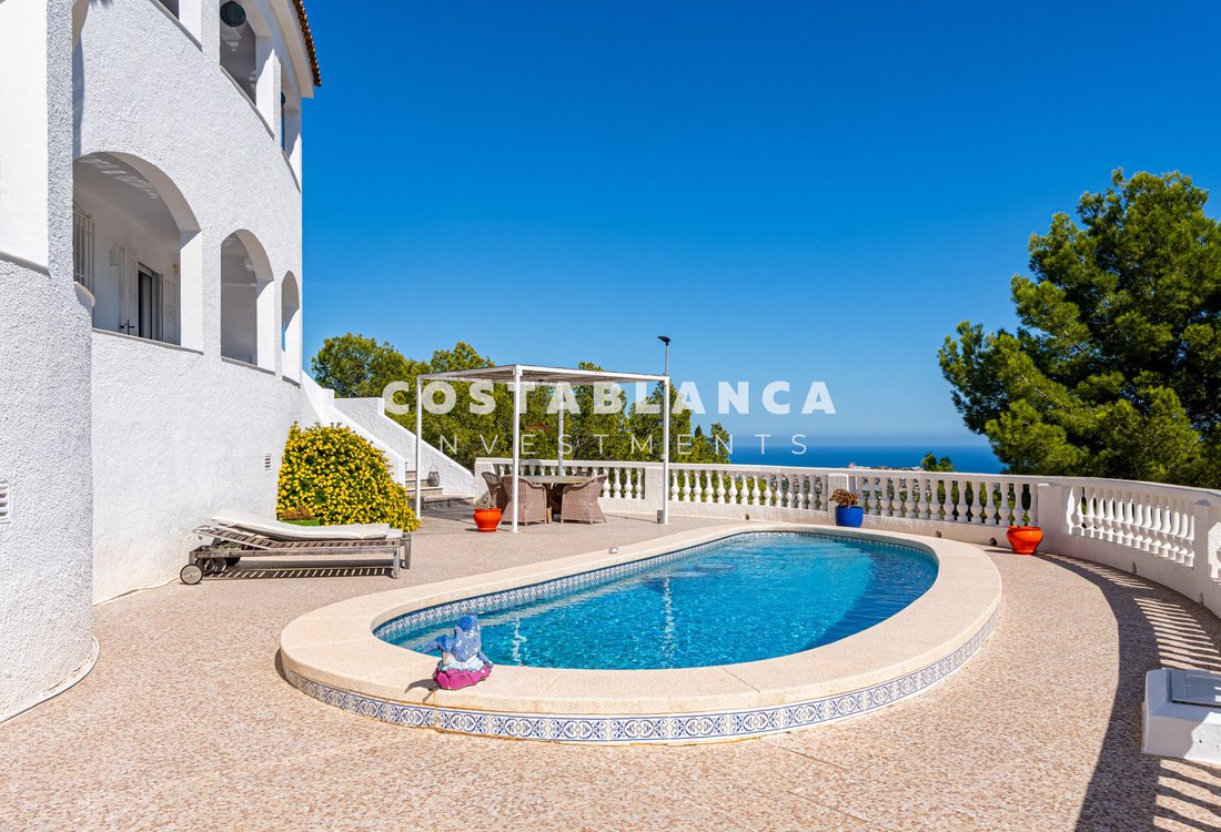 Villa in l'Alfas del Pi, Valencian Community, Spain 2 - 17947982