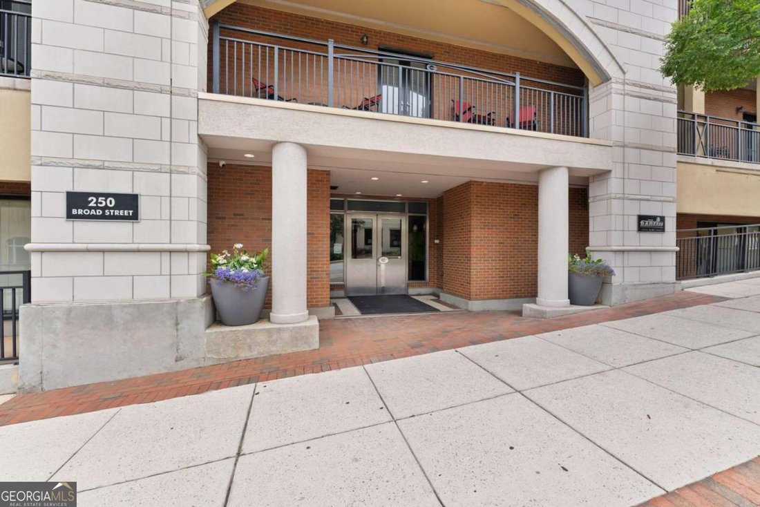 Condo in Athens, Georgia, United States 2 - 18226115