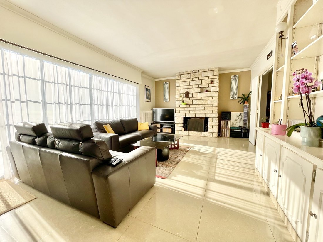 House in Thiers, Le Raincy, France 2 - 18229210