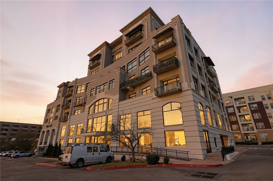 Condo in Fayetteville, Arkansas, United States 1 - 18225774