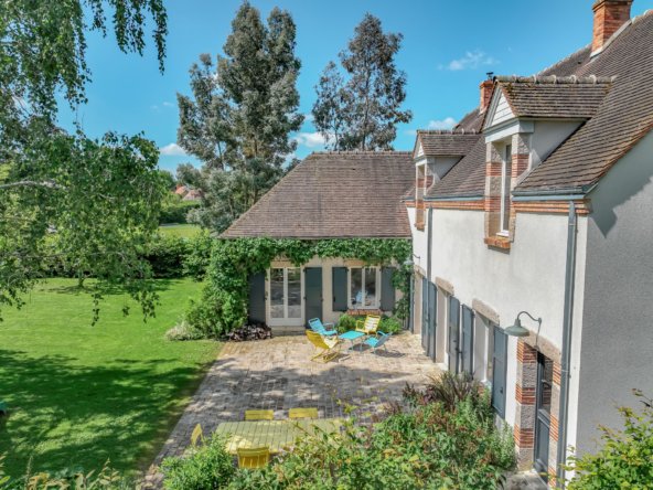 House in Montfort-l'Amaury, Ile-de-France, France 2 - 16948482