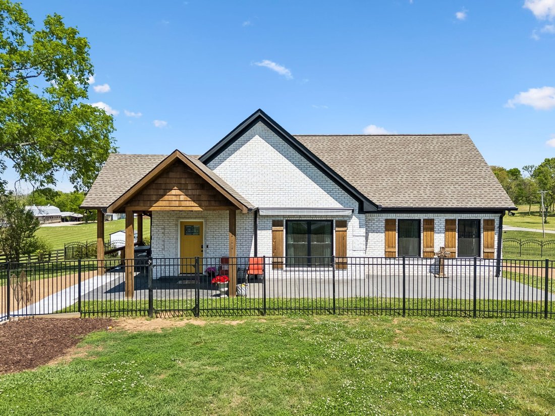 House in Columbia, Tennessee, United States 5 - 18230301