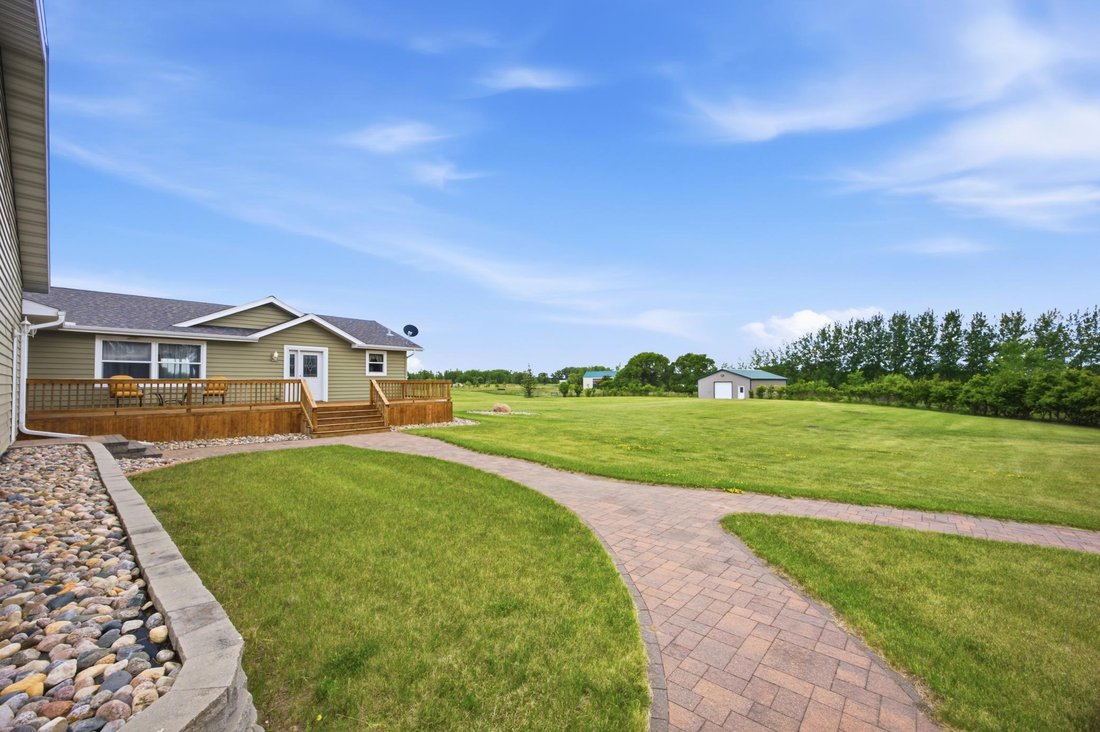 House in Ulen, Minnesota, United States 4 - 18231439