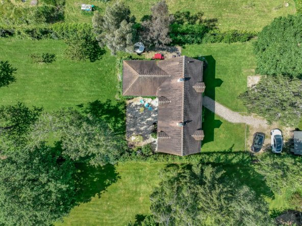House in Montfort-l'Amaury, Ile-de-France, France 3 - 16948482