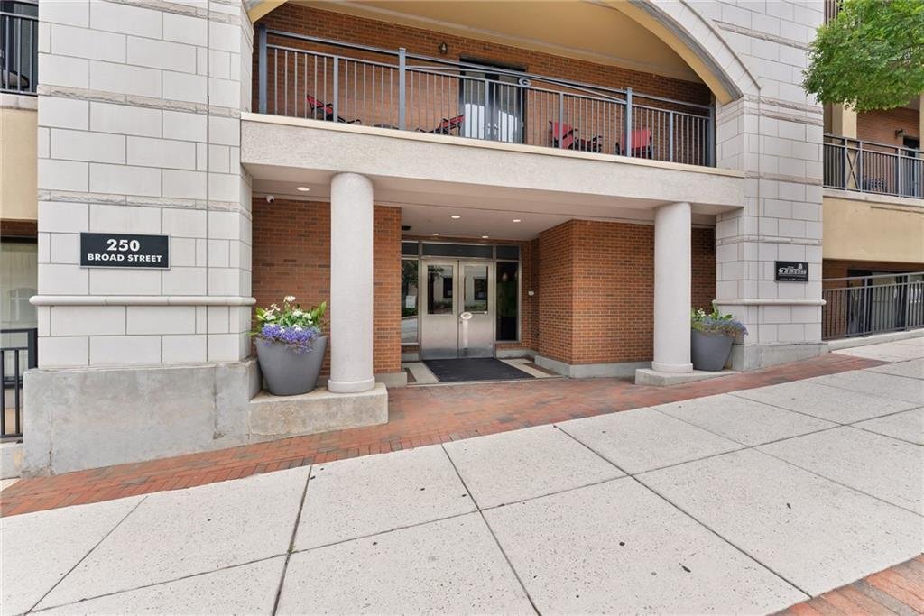 Condo in Athens, Georgia, United States 2 - 18225668