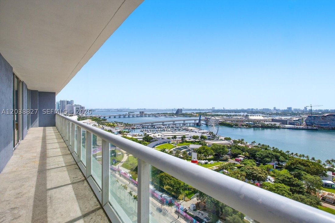 Condo in Miami, Florida, United States 5 - 18226343