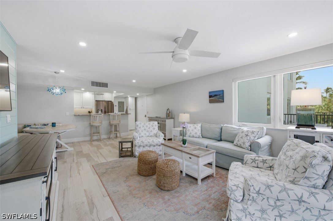 Condo in Naples, Florida, United States 5 - 18233752